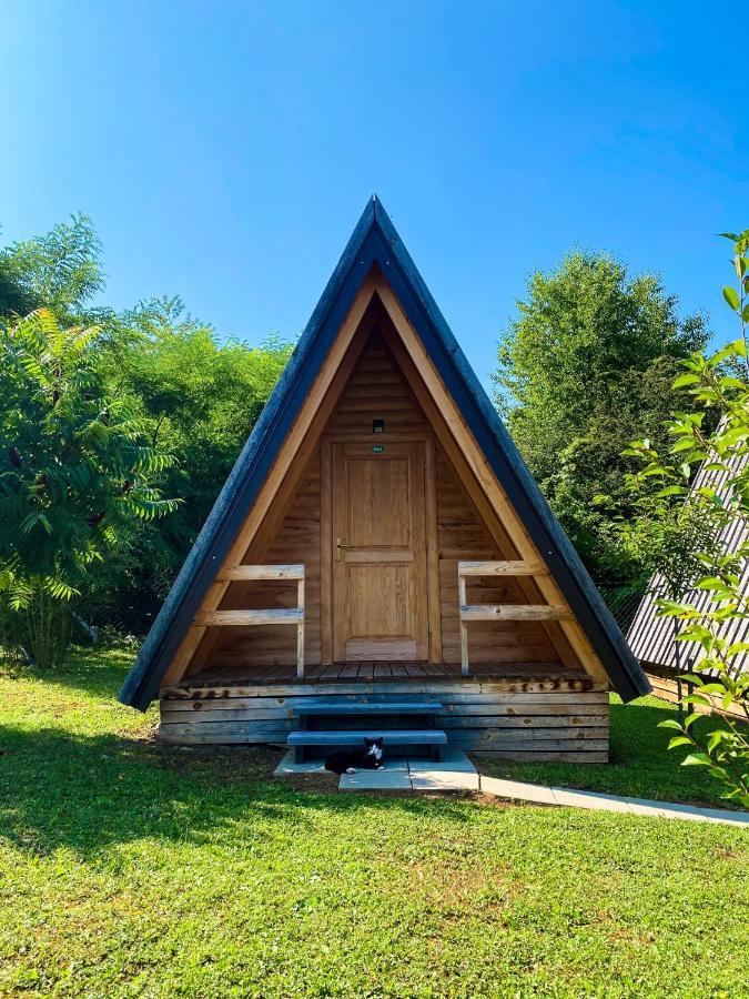 Hostel & Glamping Lana Haus Licko Petrovo Selo
