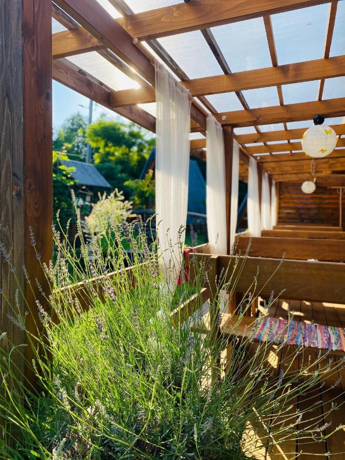Hostel & Glamping Lana Haus *
