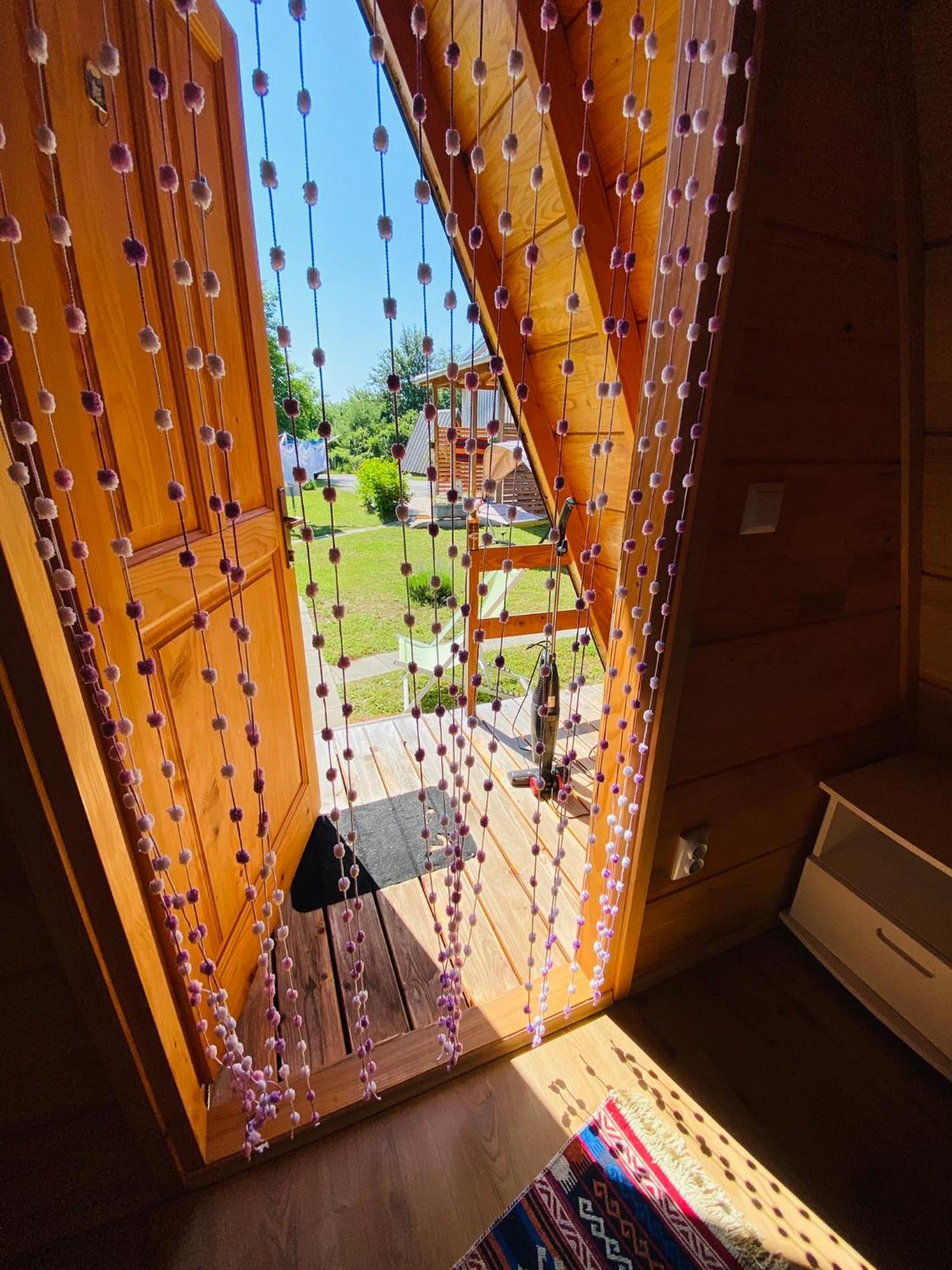 Hostel & Glamping Lana Haus Licko Petrovo Selo